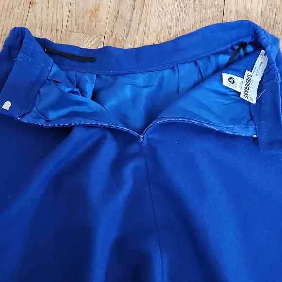 Vintage Wool Pencil Skirt - Picture 4 of 6